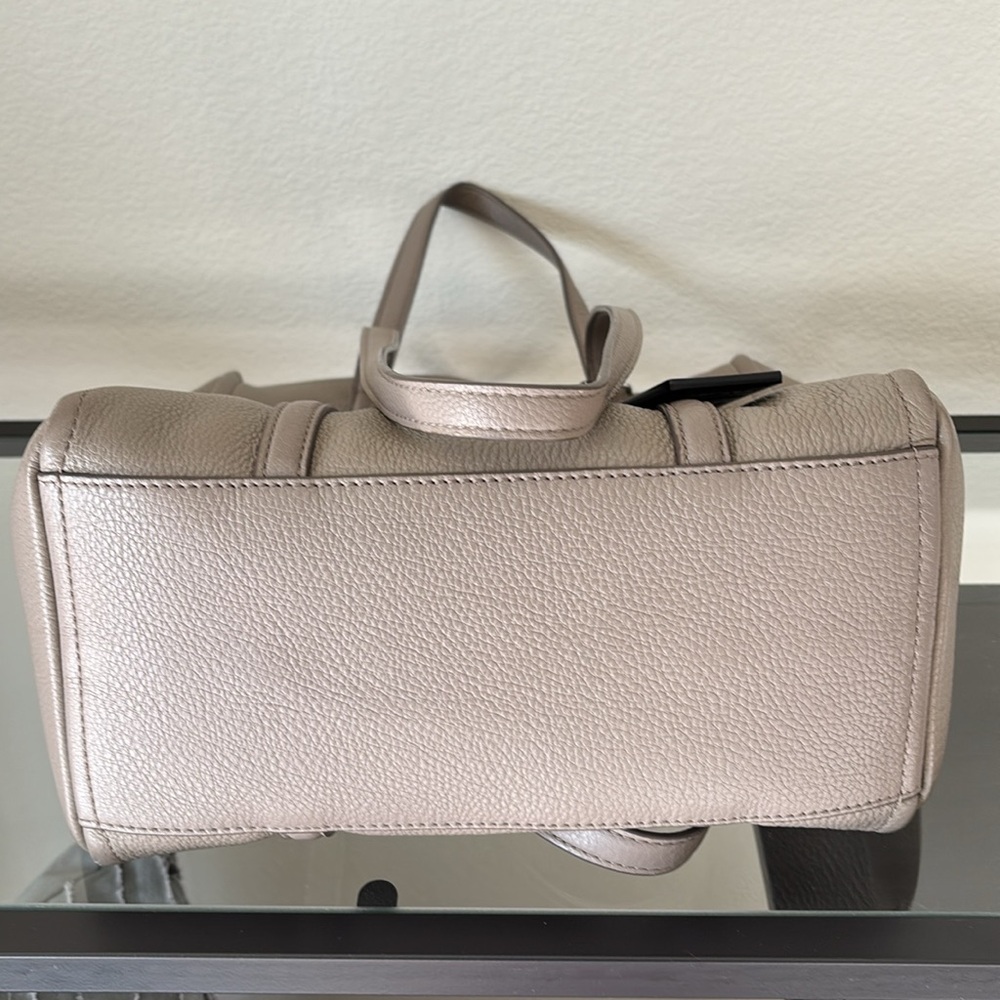 Gorgeous Marc Jacob’s leather tote - The Tag 27 in cement color - Picture 6 of 9
